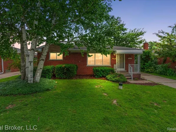 7624 Gary Ave, Westland, MI 48185