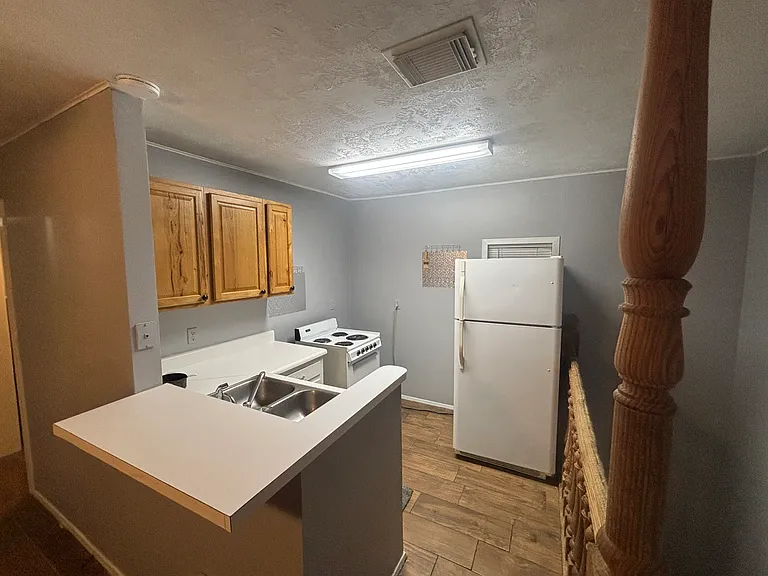 903B E Washington Ave #B — Photo 4