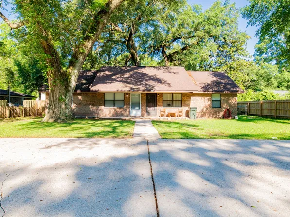 9871 Cove Ave, Pensacola, FL 32534