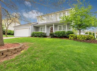 902 Crosswyck Cir, Louisville, OH 44641
