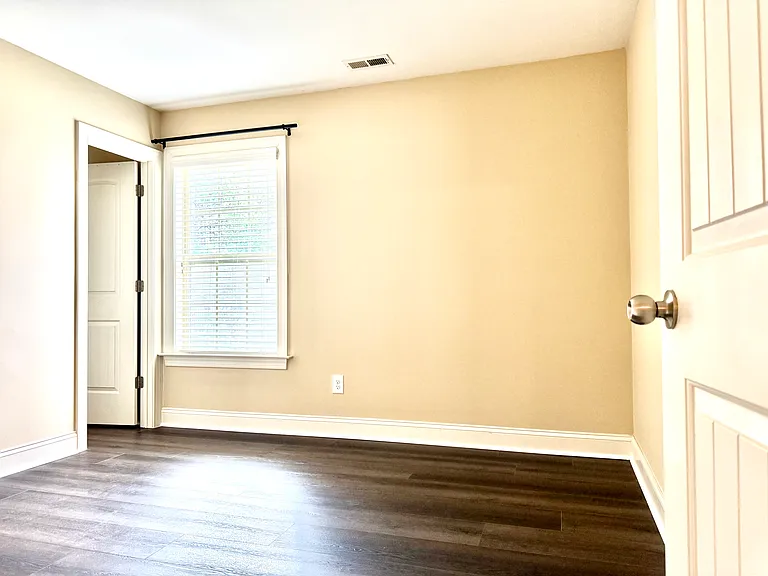 241 Sweet Violet Dr — Photo 38