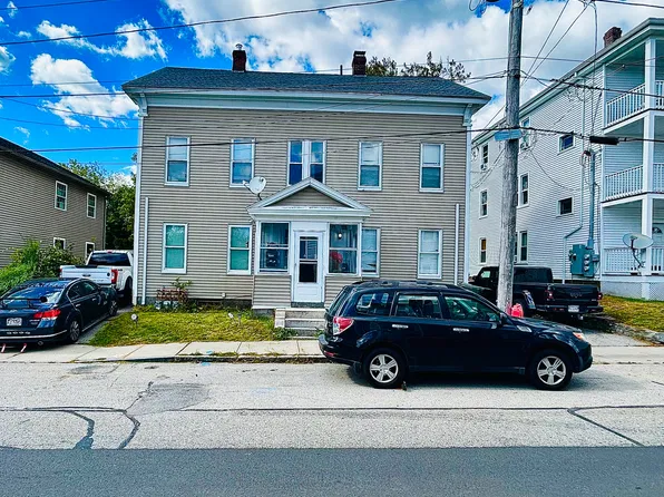 25 Mechanic St APT 1, Webster, MA 01570