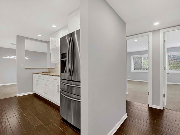 2nd image of 650 Murray Ln Unit 203