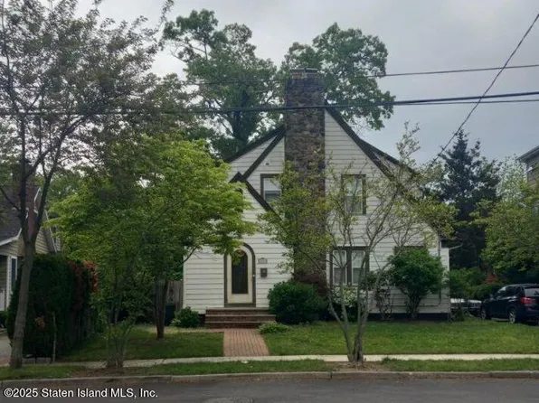 46 Princewood Ave, Staten Island, NY 10309