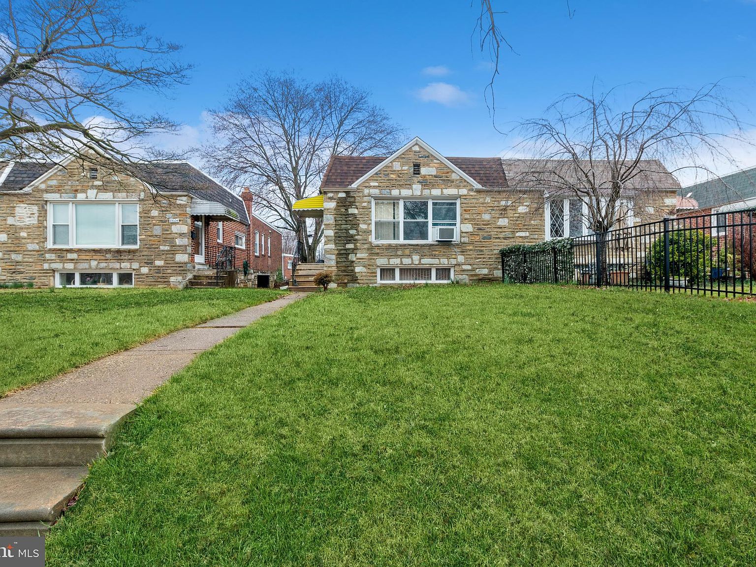 8606 Frontenac St, Philadelphia, PA 19152 Zillow