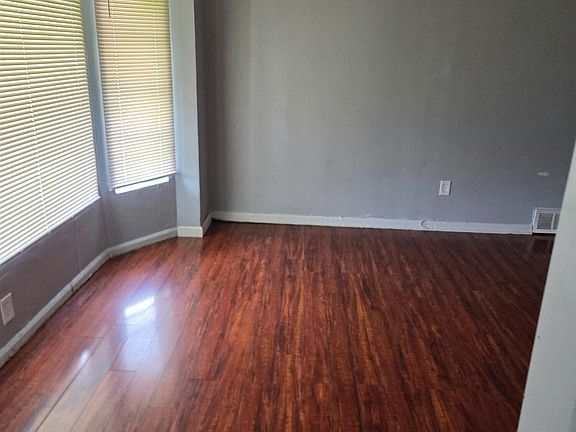 3rd image of 20426 Tracey St