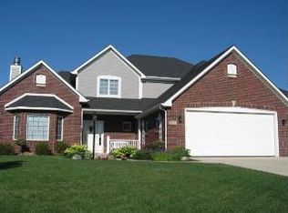 6831 Nighthawk Dr, Fort Wayne, IN 46835