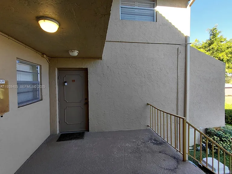 11101 Royal Palm Blvd #208 — Photo 5