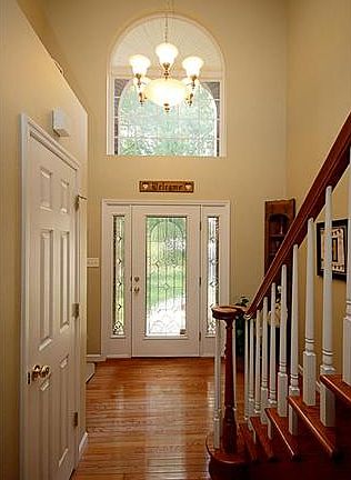4th image of 300 O'Shaw Dr