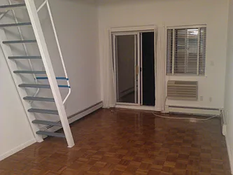 Rented by Metro Garden Realty NYC