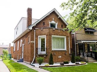 7955 S Blackstone Ave, Chicago, IL 60619