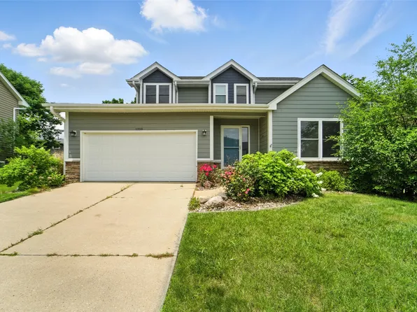 1228 64th St, West Des Moines, IA 50266