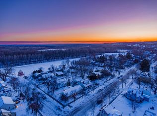 301 W 1st St, Chaska, MN 55318