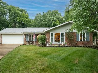 1522 Ploma Dr, Ballwin, MO