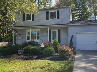 9486 Hoose Rd, Mentor, OH 44060