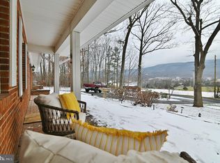 2148 Alonzaville Rd, Woodstock, VA 22664