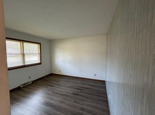 430 Methodist St, Carlyle, IL 62231