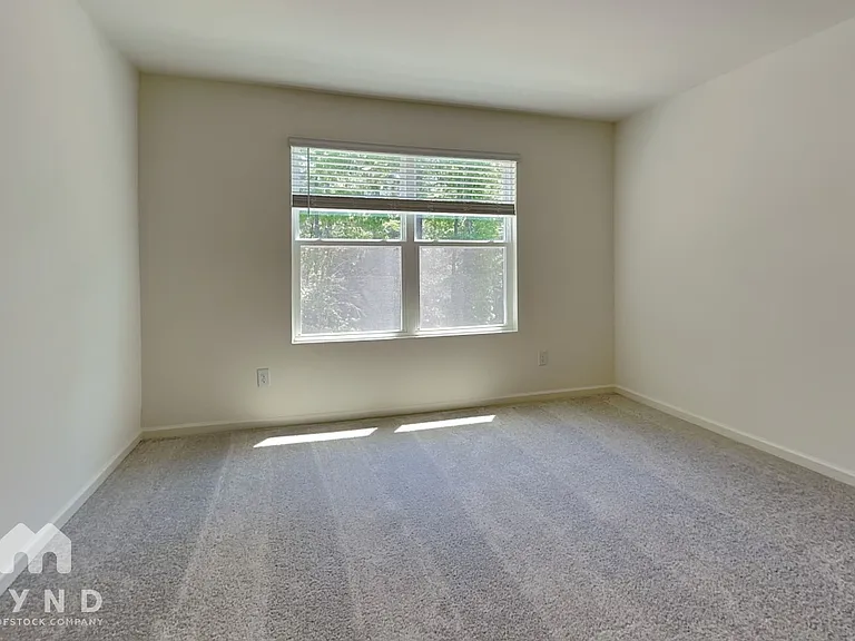 3013 Fulong Dr — Photo 8
