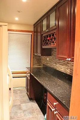 Sold by Anne Donohue Real Estate Inc | media 17