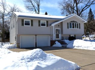 222 Dorothy Dr, North Haledon, NJ 07508