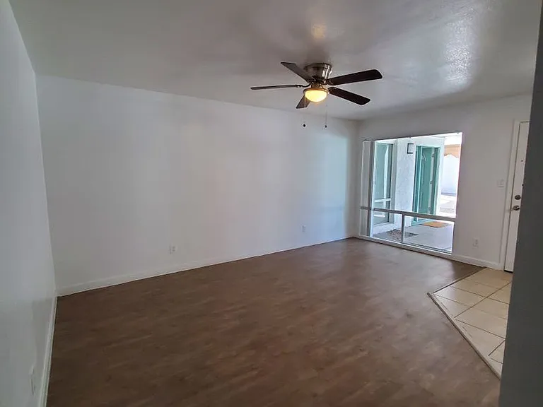 Mountain View Condos — Photo 68