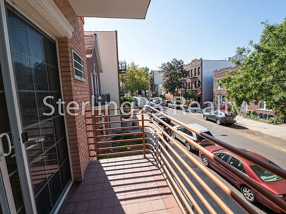4th image of 25-21 34th St #B2