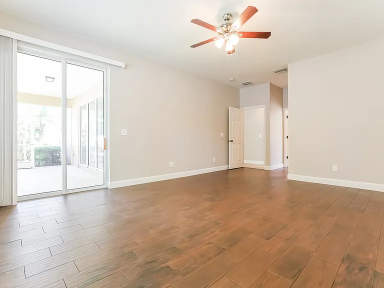 6126 39th Ct E — Photo 11