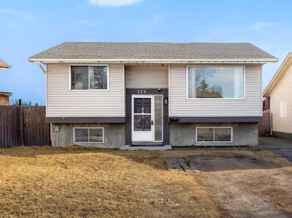 123 W Radley Pl SE, Calgary, AB T2A 5X5