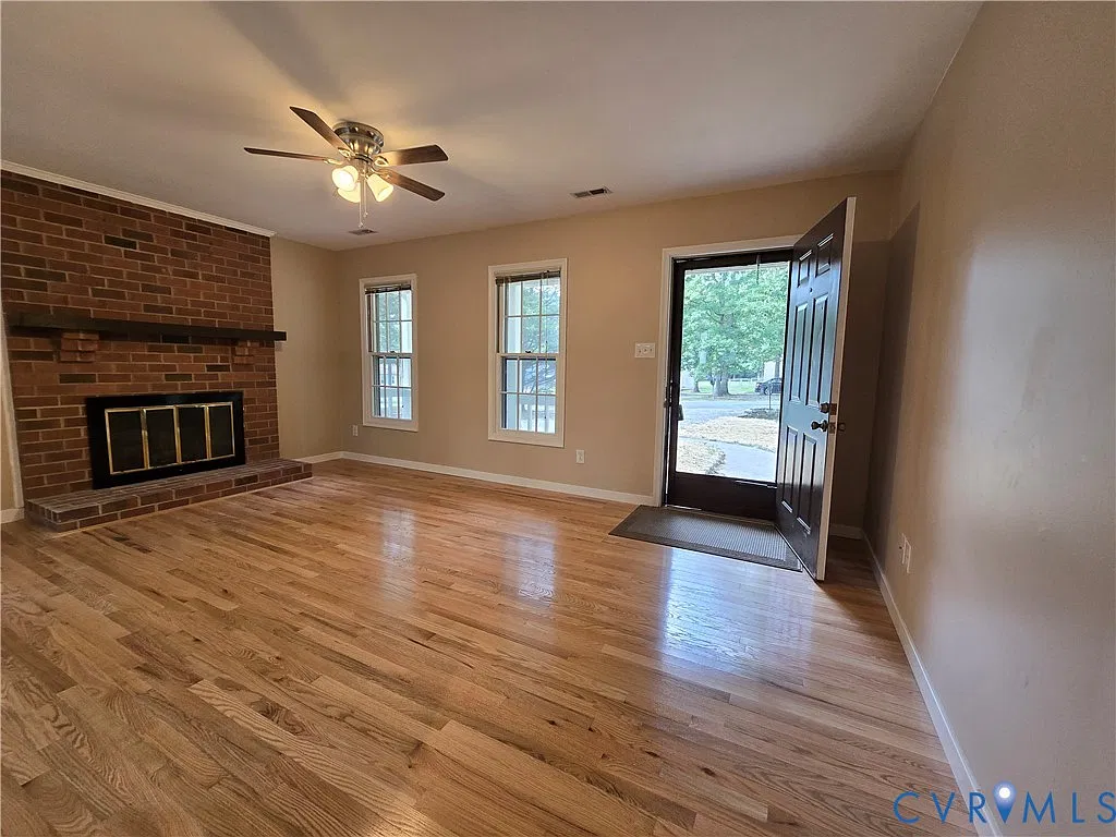 4 bed, 3.0 bath, $2,600 — Photo 2