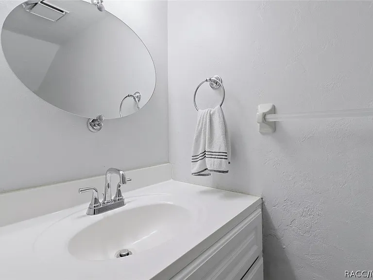 791 E Hartford St #1B — Photo 23