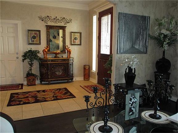 Foyer.