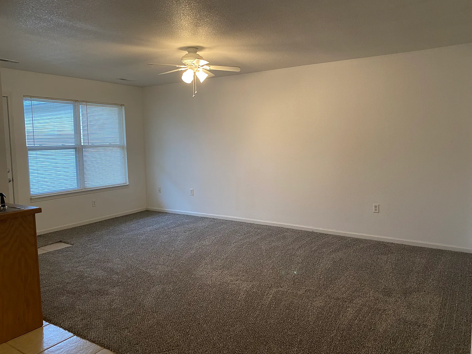 3 bed, 1200 sqft, $1,275 — Photo 4
