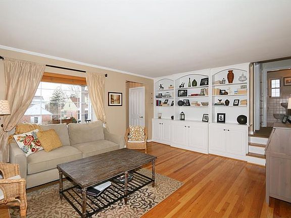 3rd image of 4310 Joan Pl