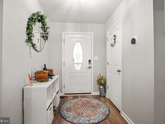 5th image of 114 Saylers Creek Rd