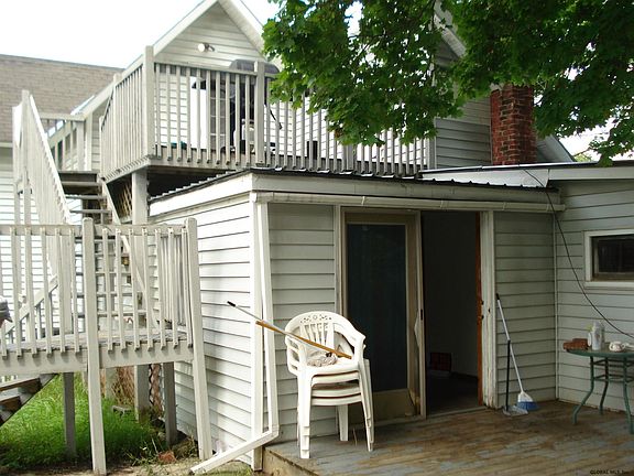 4th image of 60 Schuyler St