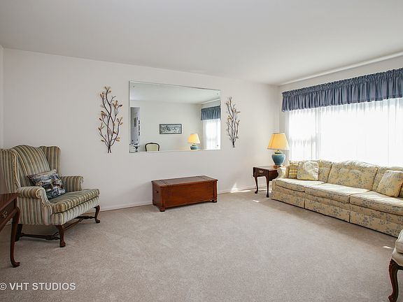 4th image of 500 Dogwood Trl