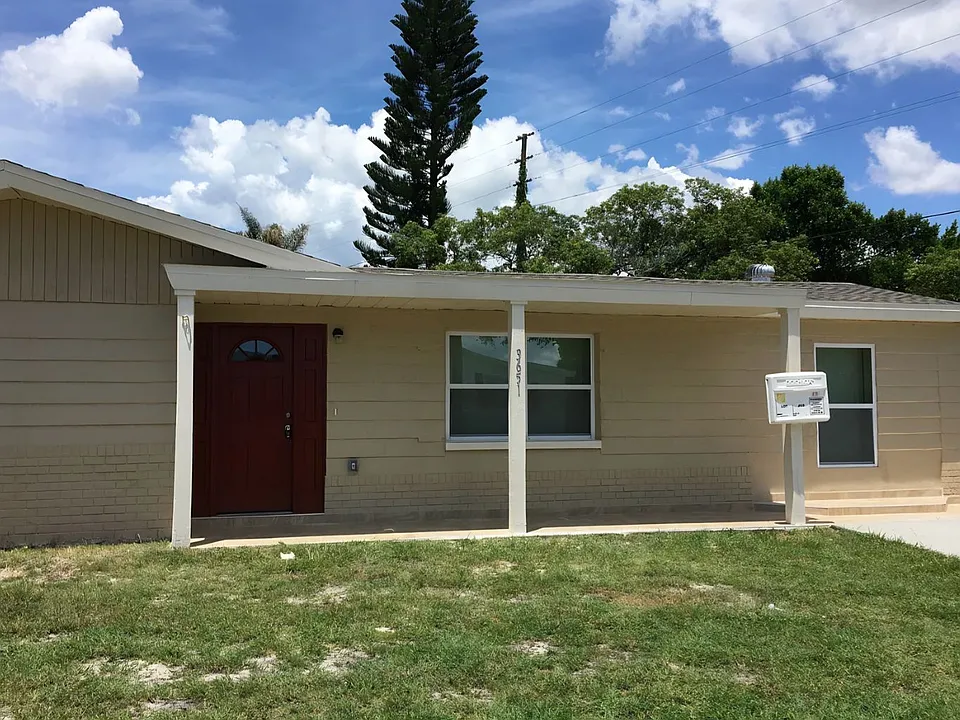 3651 Moog Rd