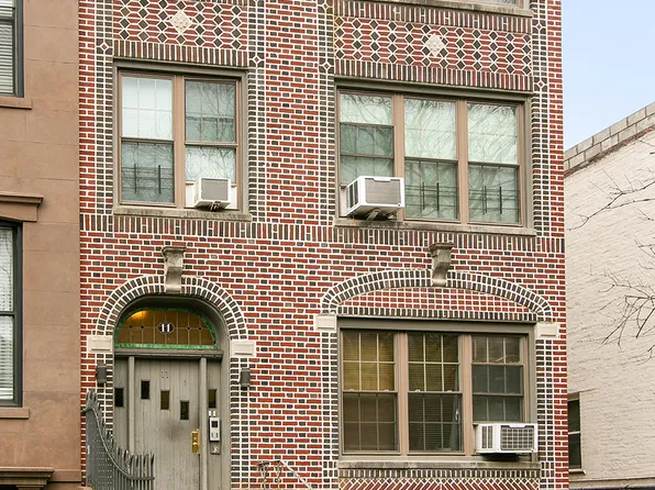 11 1st Place image 8 of 8