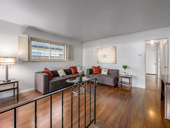 5th image of 13539 Phillippi Ave