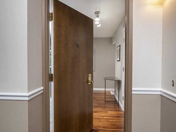4th image of 234 Elm St APT 204