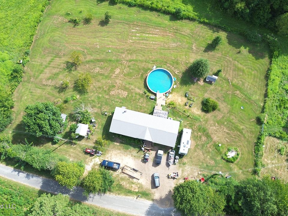 1st image of 386 E Smith County Rd #111-A