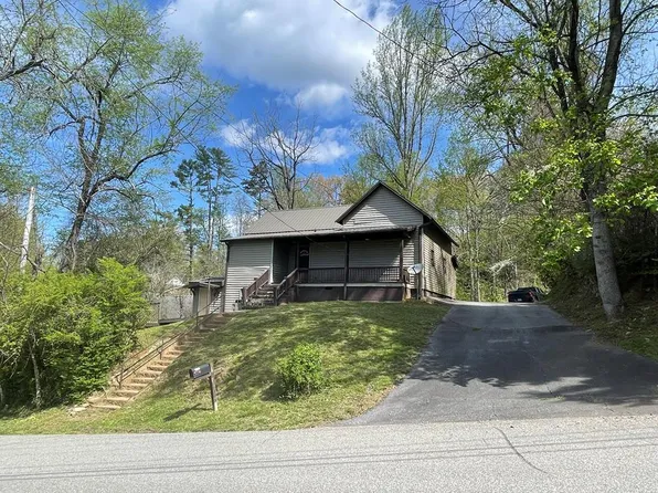 261 Cherry St, Murphy, NC 28906