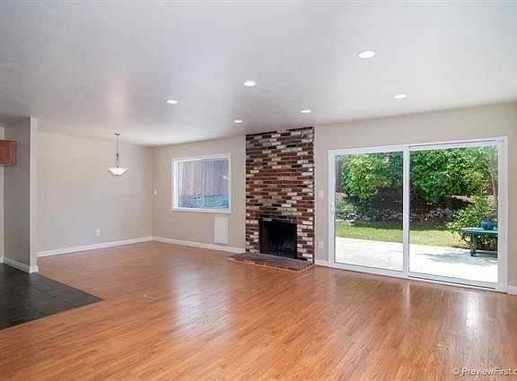 2nd image of 7055 Hilton Pl