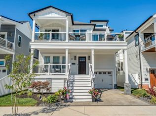 99 W Myrtle Rd, Wildwood Crest, NJ 08260