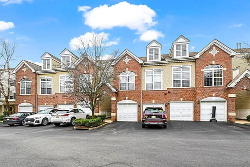 106 Rock Creek Dr Photo 1