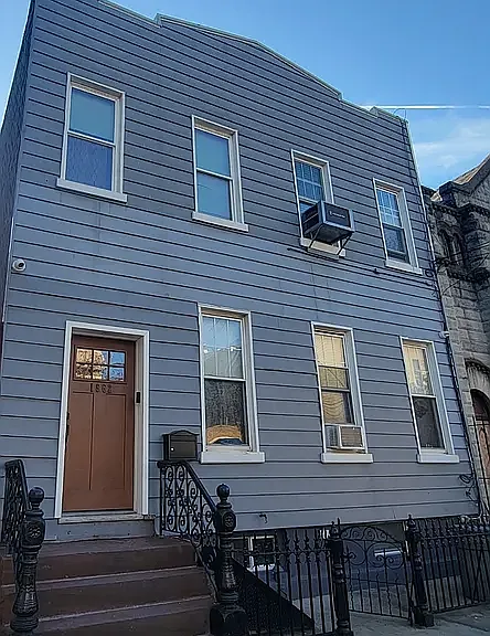 1862 Grove St #2R — Photo 14