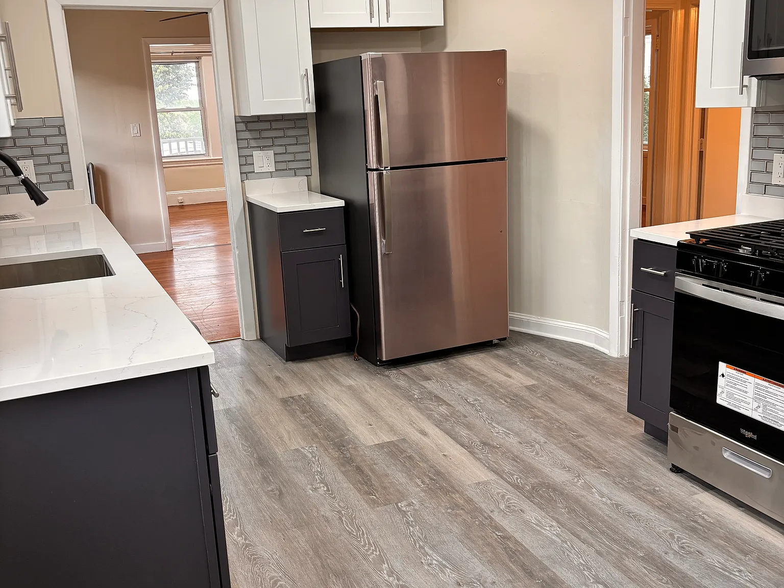 2 bed, 1252 sqft, $2,800 — Photo 2
