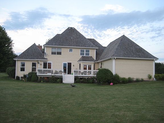 5th image of 36568 N Fox Hill Dr