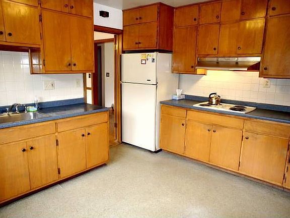 3rd image of 9029 Marseille Dr