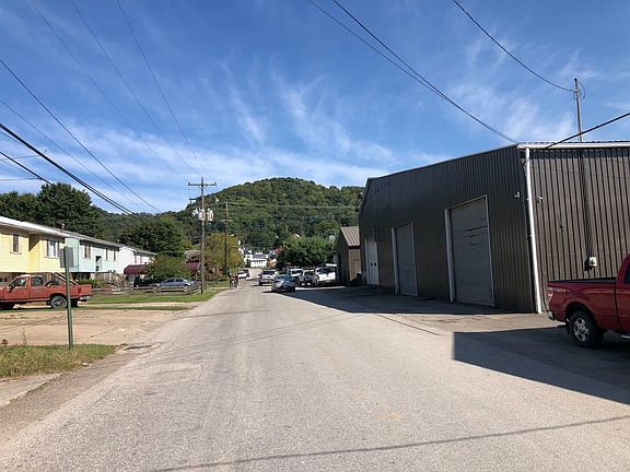 4th image of 212 Wetzel St
